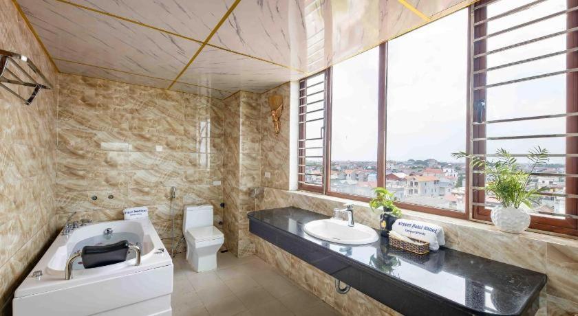 Hanoi Airport Premium Hotel エクステリア 写真